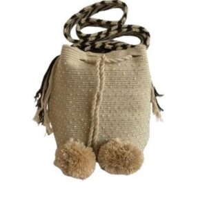 Mochila Wayuú Mediana Tradicional Recamada En Pedrería