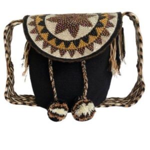 Mochila Wayuú Con Tapa Tipo Carriel Recamada En Pedrería