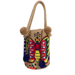 Mochila Wayuú Tapizada Tipo Bolso Diseño Mariposa