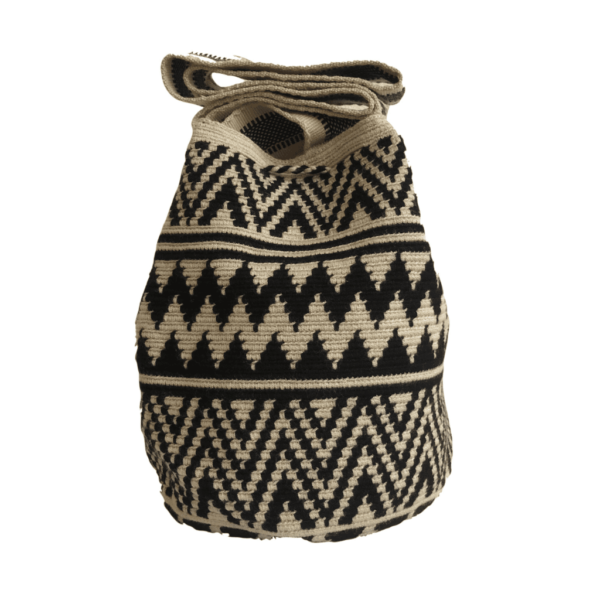 Mochila Wayuú Tradicional Tejida Con Figuras Etnicas