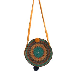 Mochila Wayuú Manos Libres Grande Decorado Con Borlas Y Campaneros