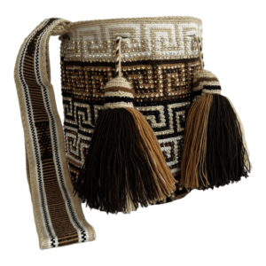 Mochila Wayuu Mediana Recamada En Pedrería Diseño Etnico